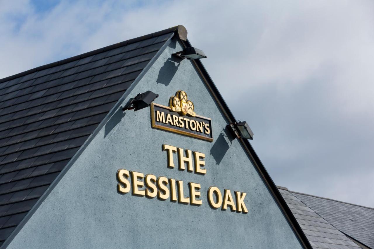 Sessile Oak, Llanelli By Marston'S Inns Exterior photo